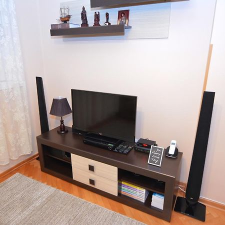 Apartment Todor Котор Екстер'єр фото