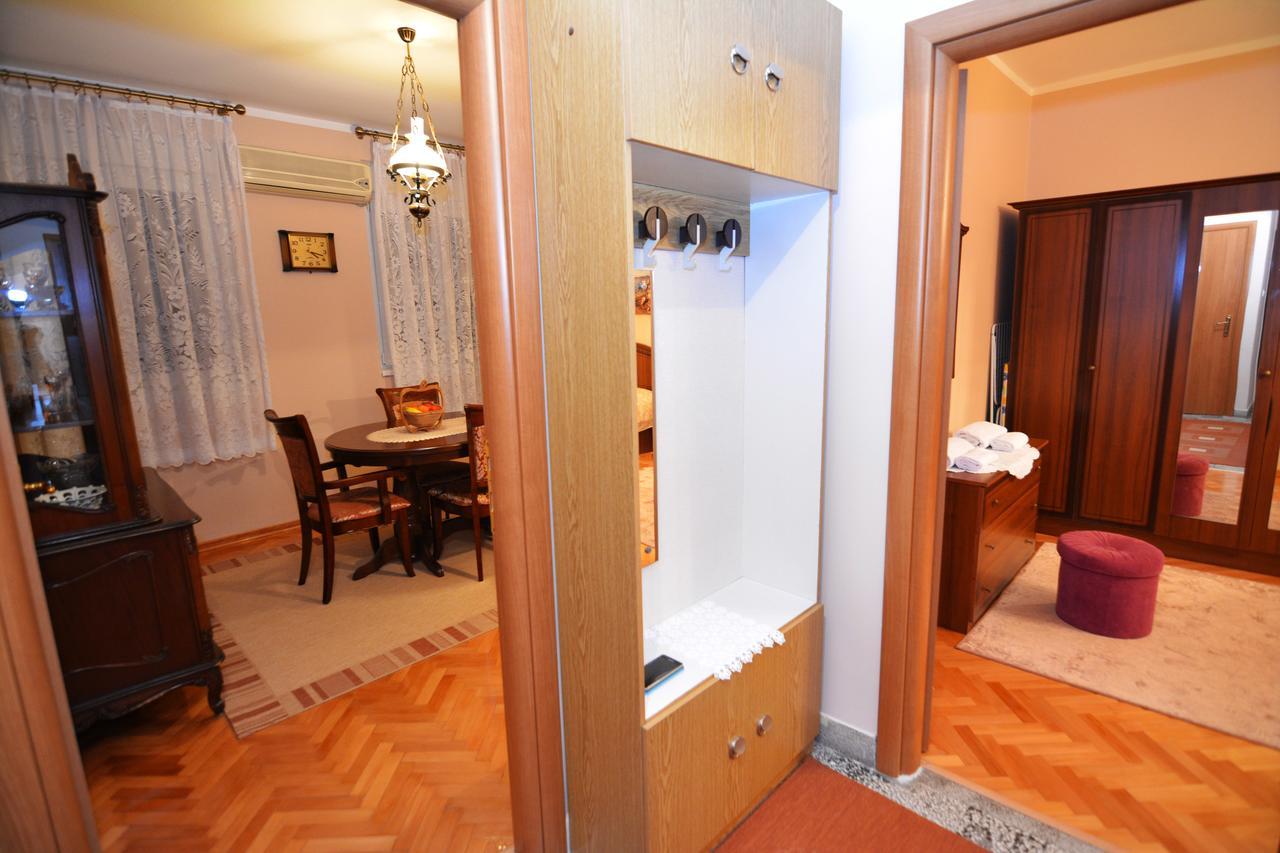 Apartment Todor Котор Екстер'єр фото